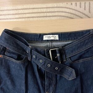 Abercrombie & Fitch Dark Blue Relaxed Jeans